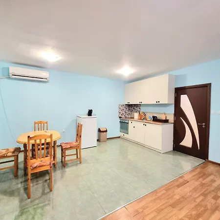 Apartment калоян - паркинг Burgas